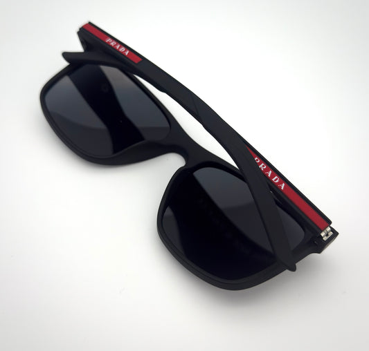 Prada vented