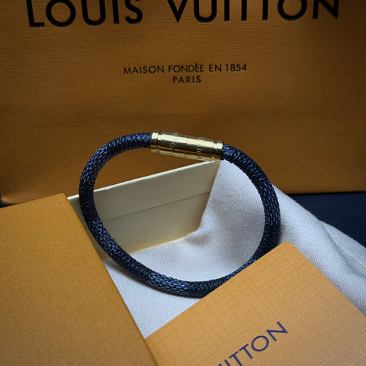 Louis-Vuitton Bracelet