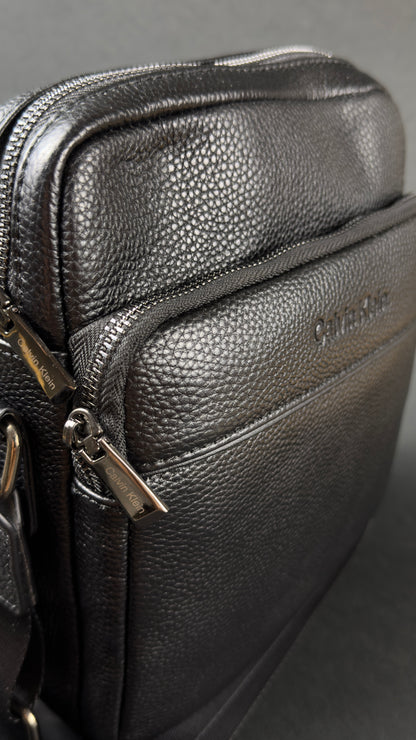 CalvinKlien Cross