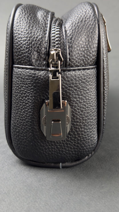 Bag with lock