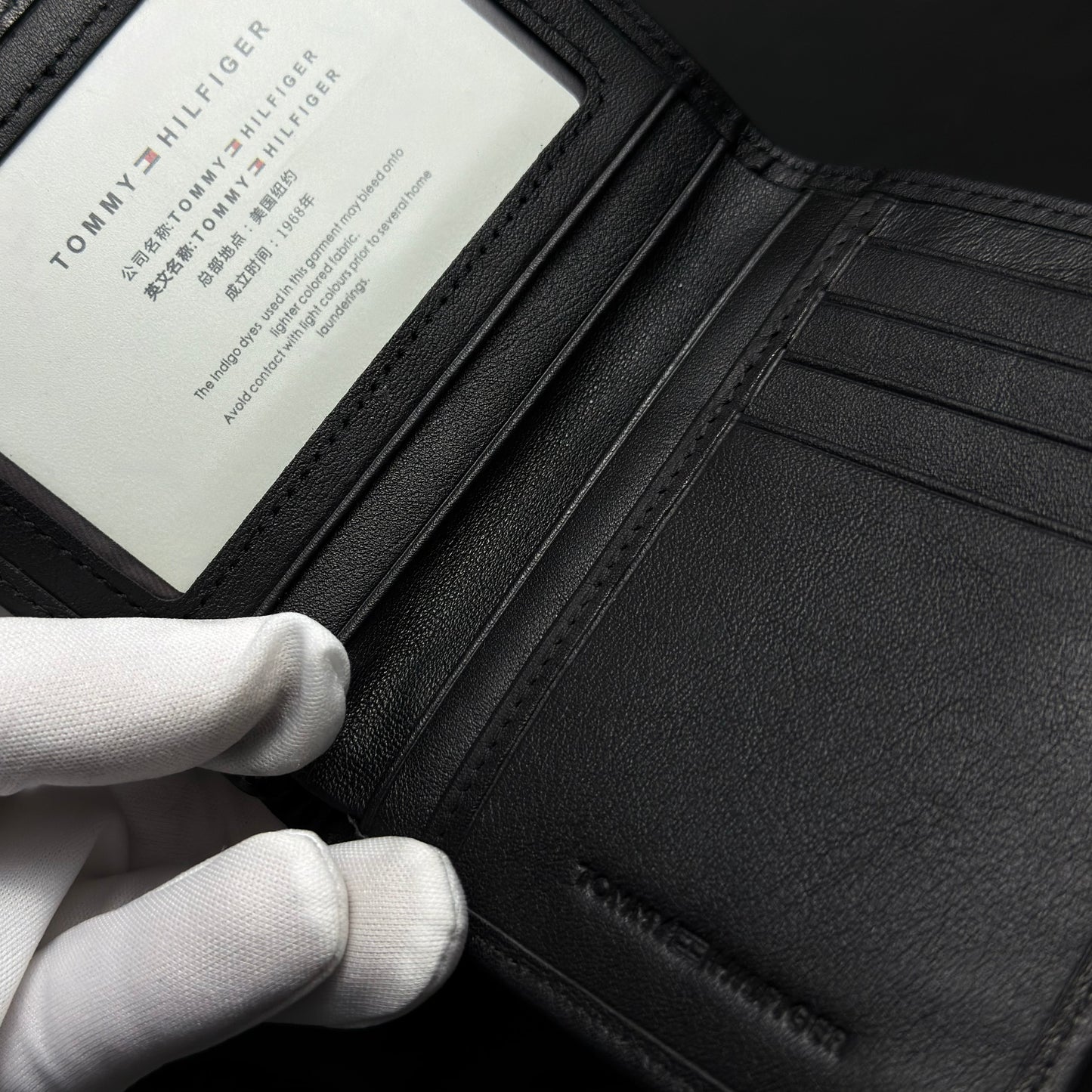 TommyHilfiger Wallet
