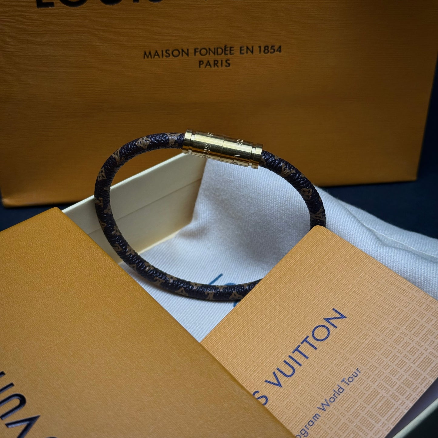 Louis-Vuitton Bracelet