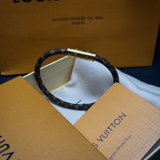 Louis-Vuitton Bracelet