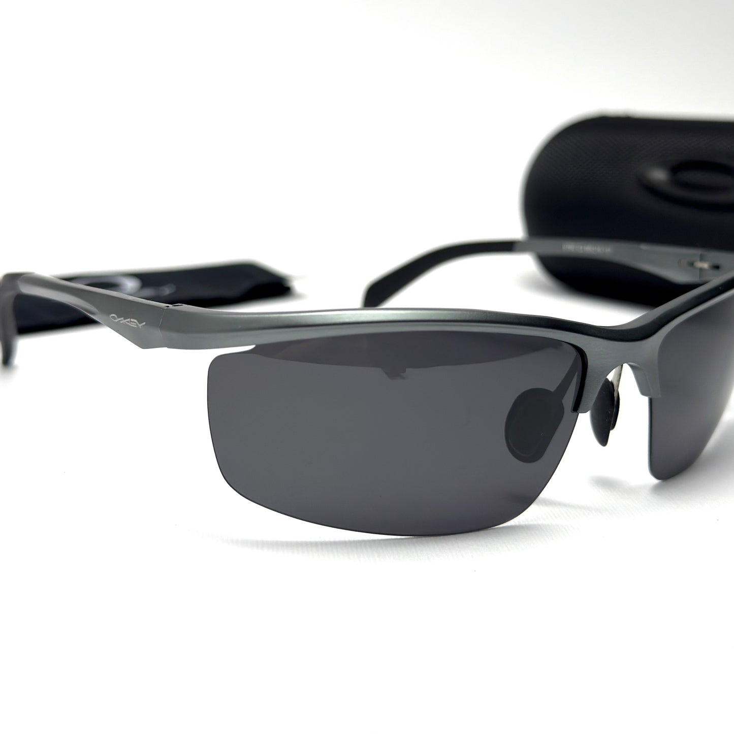 Oakley 02