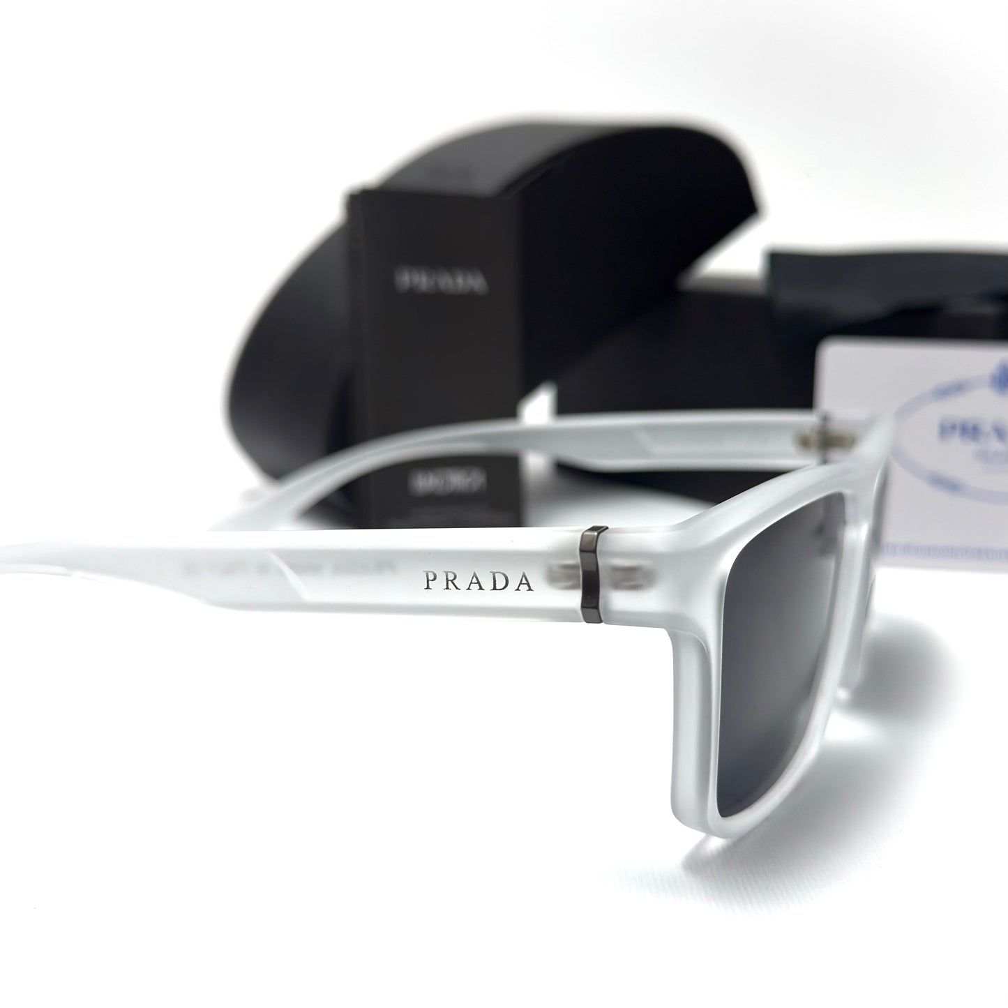 Prada H8877
