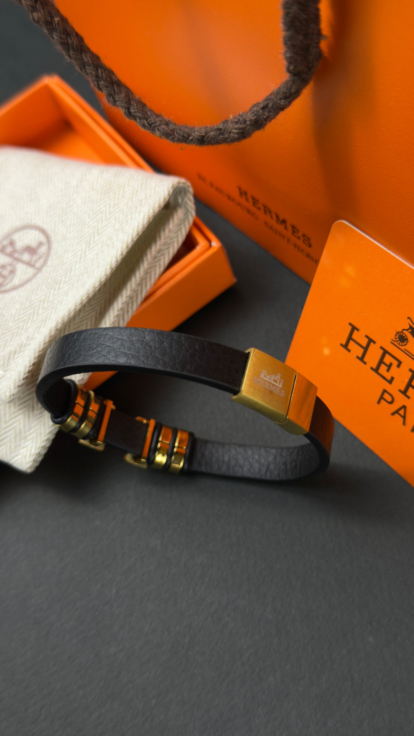 Hermés Aura