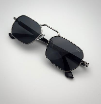 Persol P900