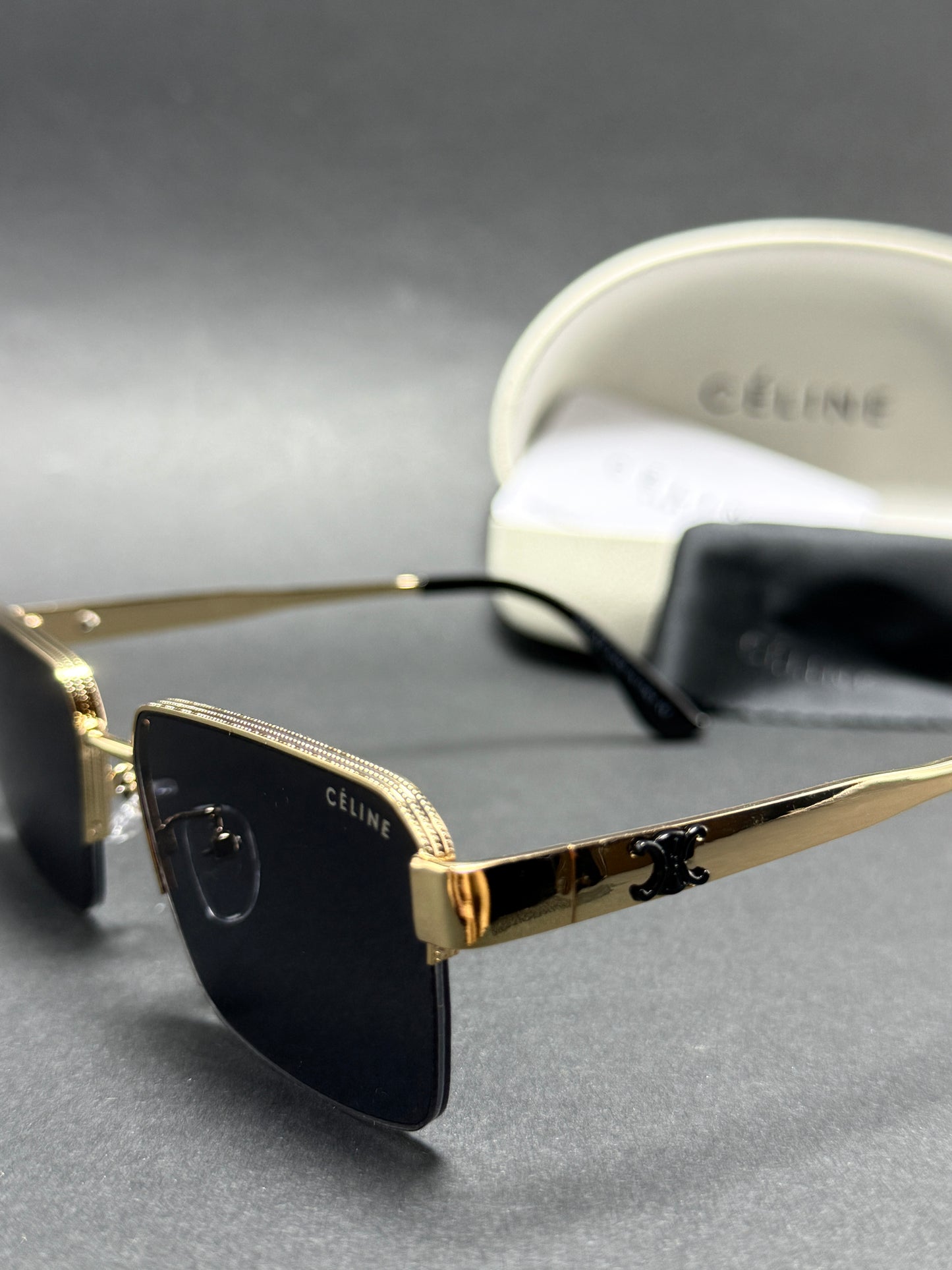 Céline 2137 Gold