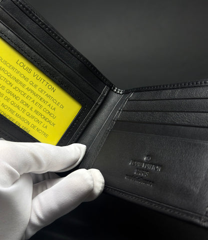 Louis-Vuitton wallet