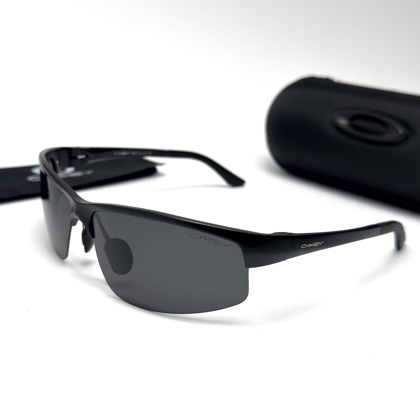Oakley 01