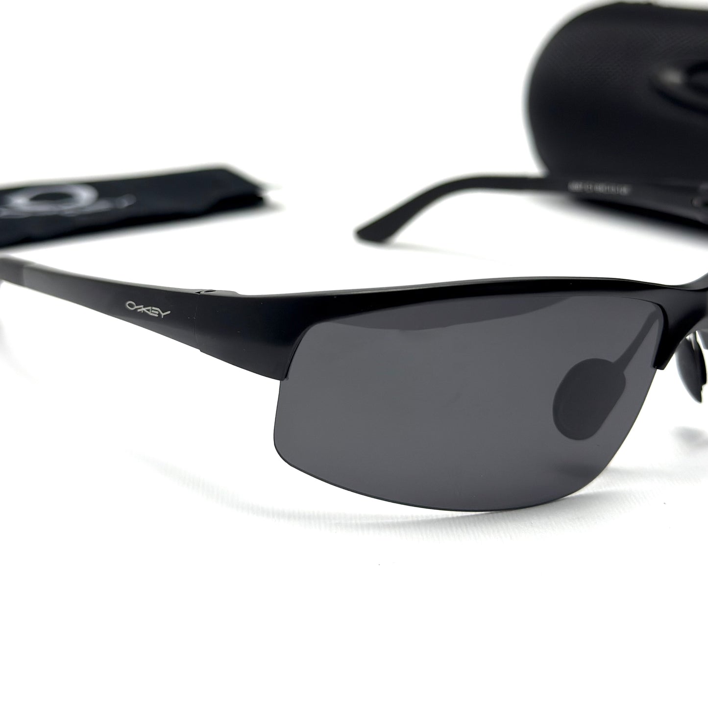 Oakley 03