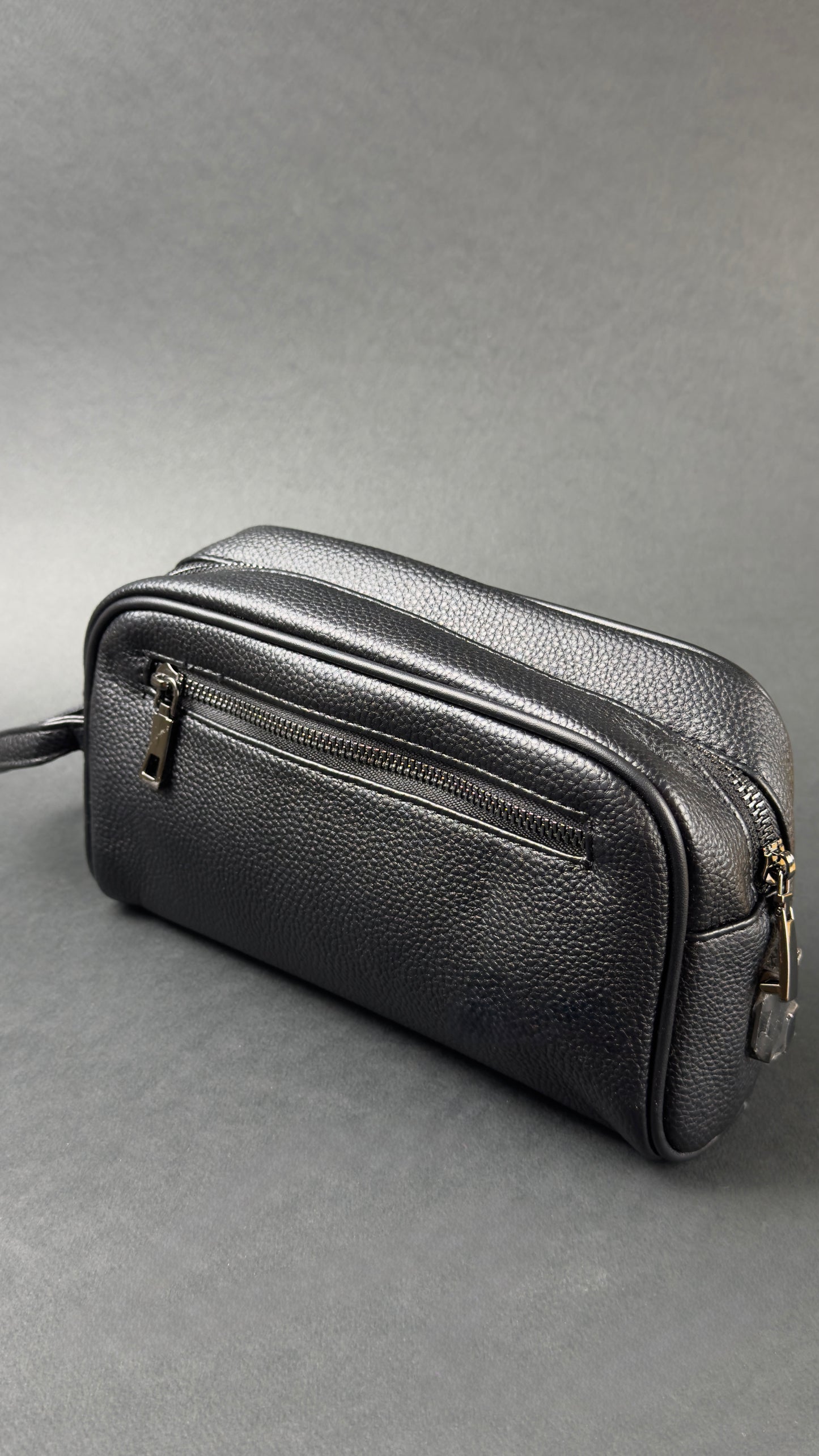 Bag with lock