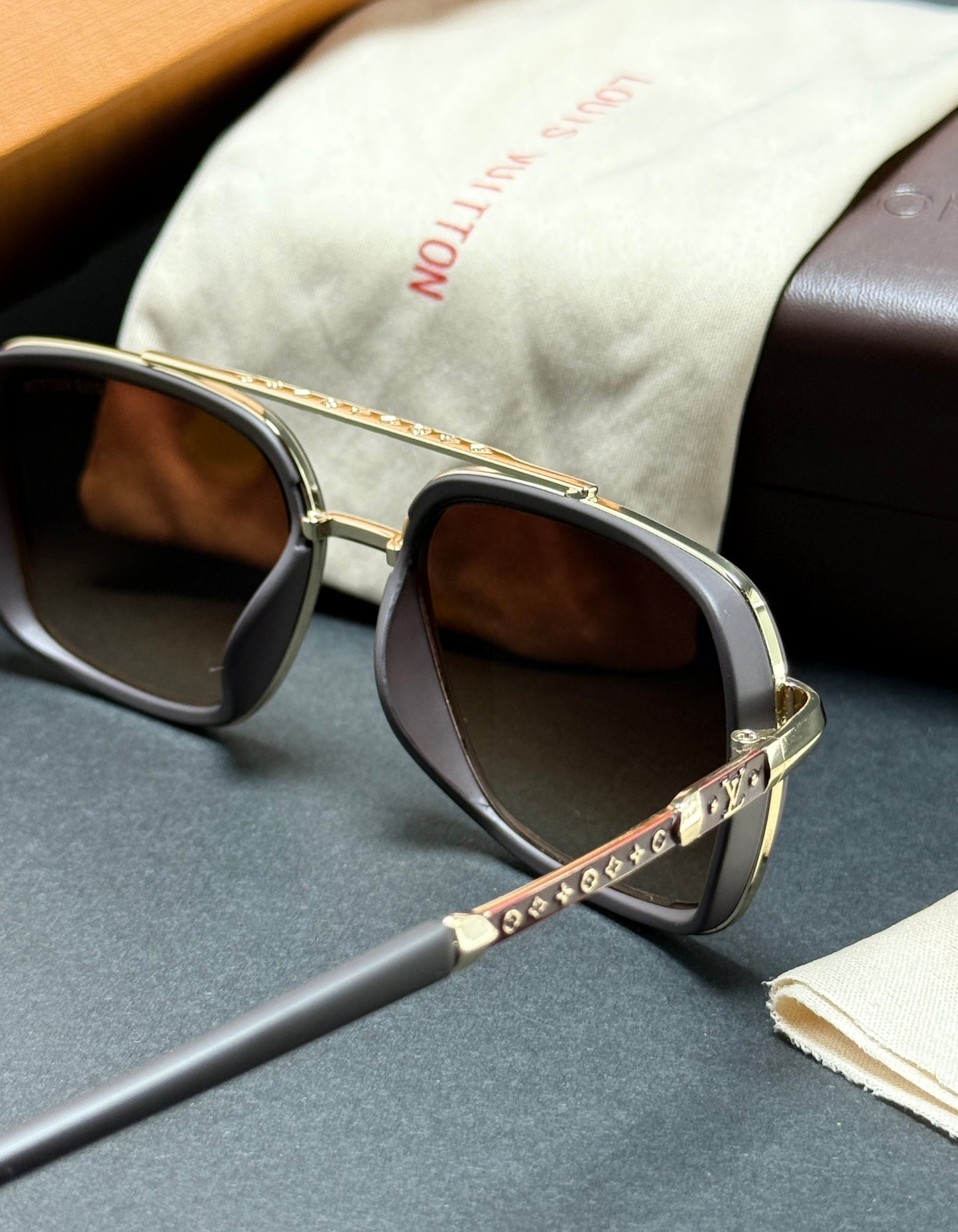 Louis Vuitton -brown- Flare 2121